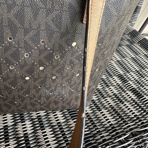 Michael Kors Jet Set Violet Small Carryall Tote Wallet Logo Perforated Leather - Picture 7 of 16